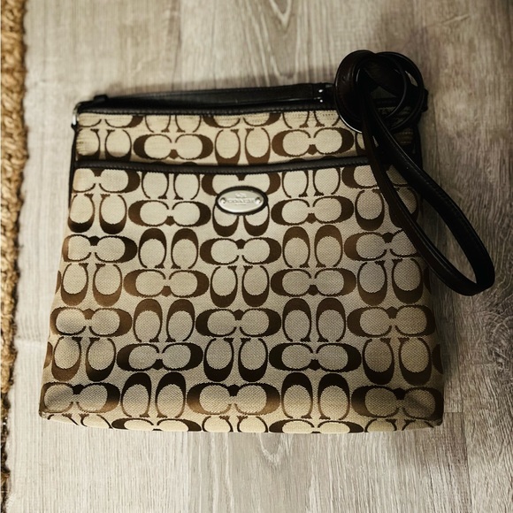 Coach File Crossbody Bag - Picture 1 of 9